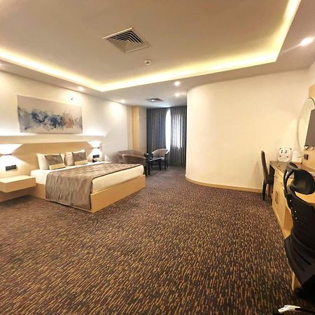 Van Royal Hotel Erbil Ngoại thất bức ảnh