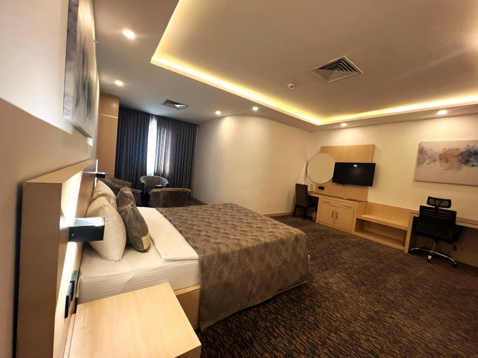 Van Royal Hotel Erbil Ngoại thất bức ảnh