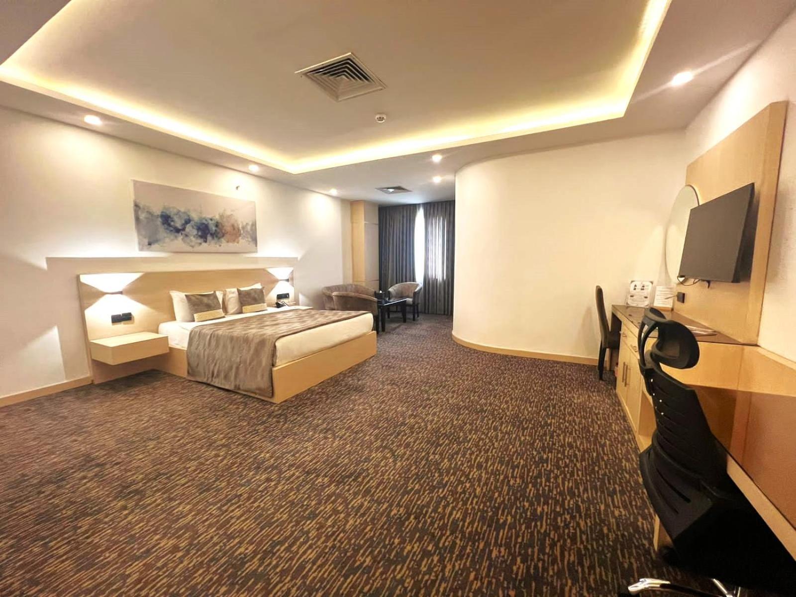 Van Royal Hotel Erbil Ngoại thất bức ảnh