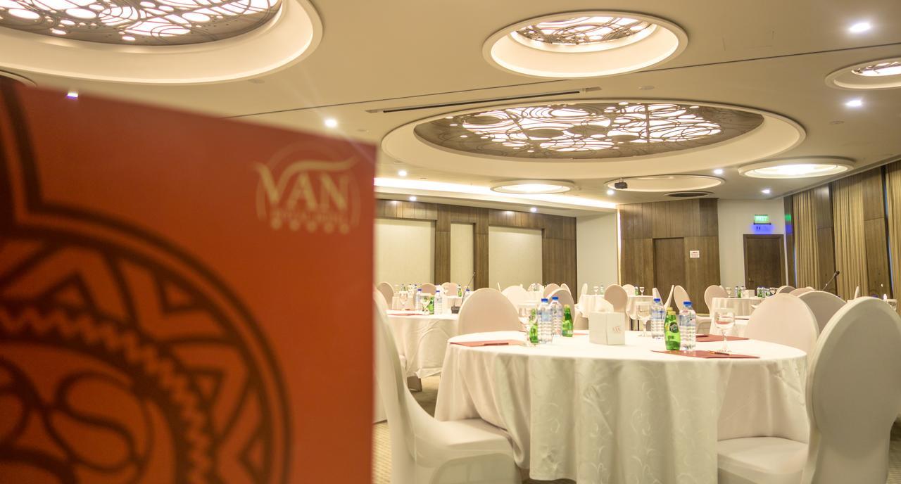 Van Royal Hotel Erbil Ngoại thất bức ảnh